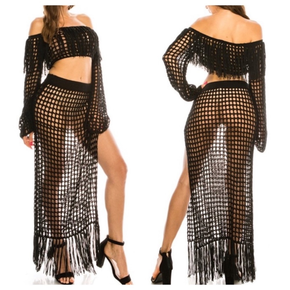 Crochet & Fringe Off Shoulder Crop Top - Picture 6 of 7